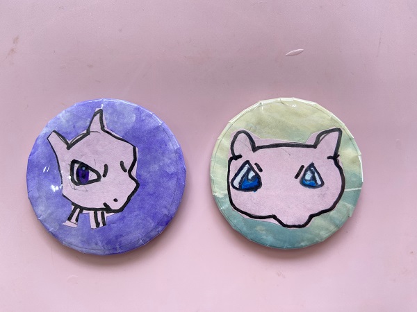 推しキャラクターの缶バッジ (1)