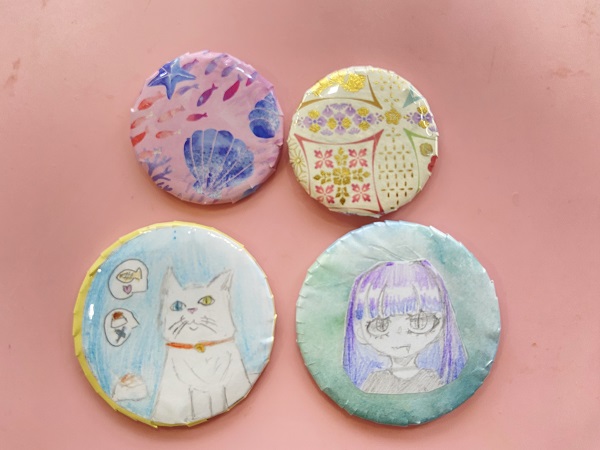 推しキャラクターの缶バッジ (16)