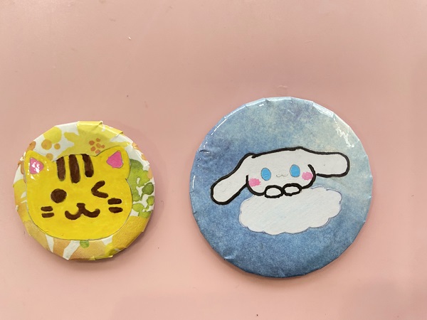 推しキャラクターの缶バッジ (17)