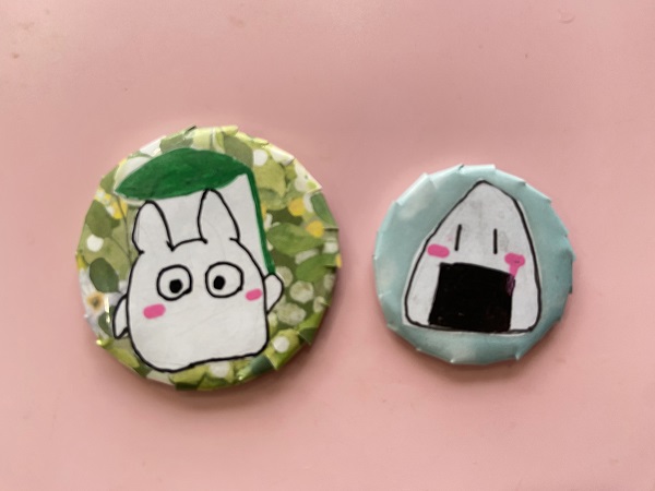 推しキャラクターの缶バッジ (20)