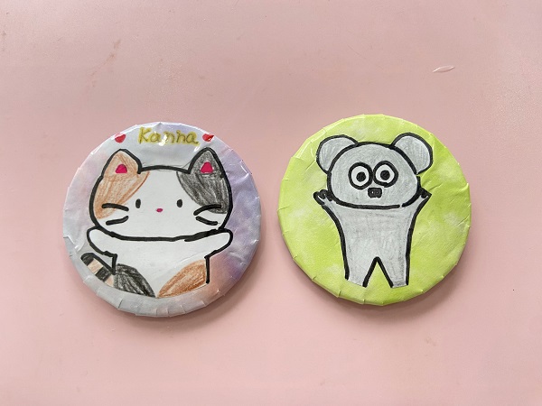 推しキャラクターの缶バッジ (3)