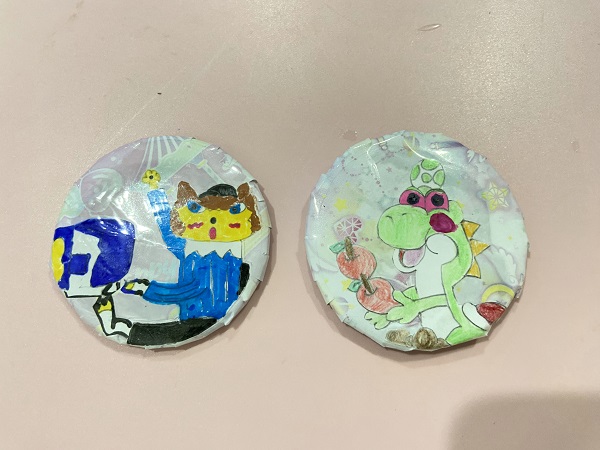 推しキャラクターの缶バッジ (7)